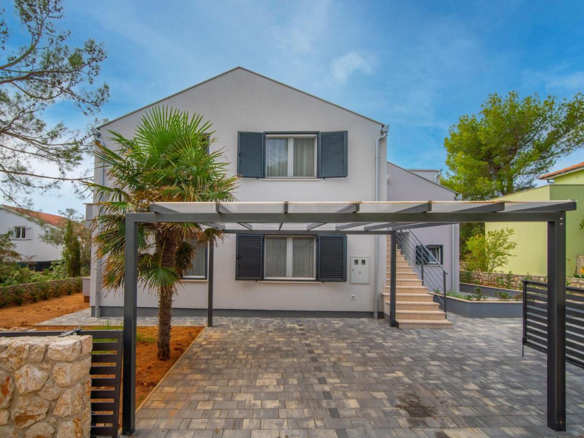 Artatore By Interhome Holiday home Mali Losinj